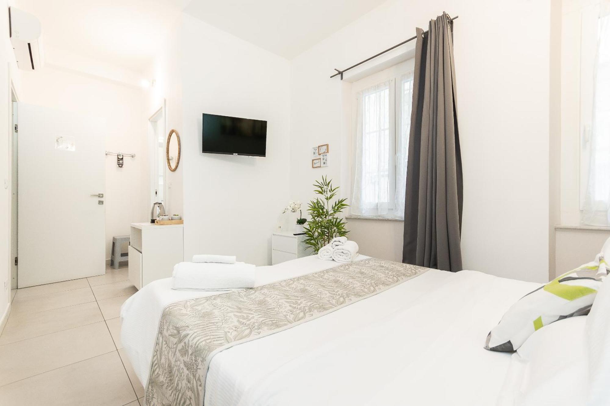 Vittorioveneto126 Bed and Breakfast La Spezia Rum bild